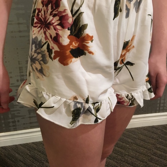 Women's Floral 2-Piece Set - Picture 2 of 7